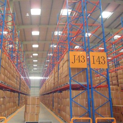 Customized  Warehouse Pallet Rack With Capacity 500kgs-4000kgs/Shelf