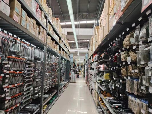 Optimize Warehouse Storage With Pallet Racking Capacity Of 500kgs-4000kgs/Shelf